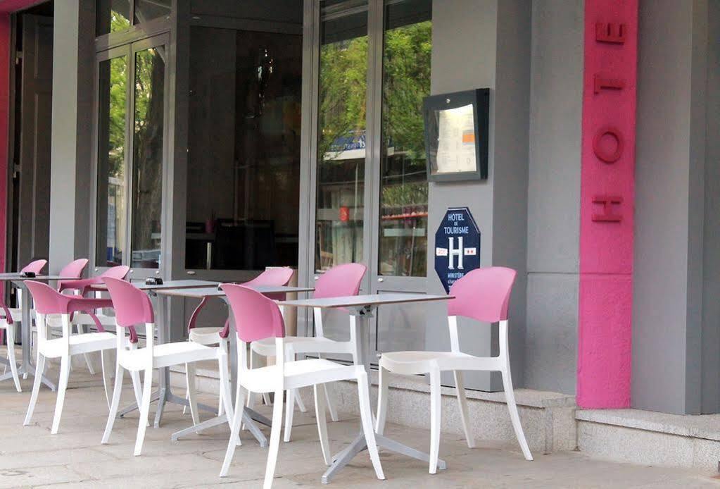 Hotel-Restaurant Le Victoria رينز المظهر الخارجي الصورة